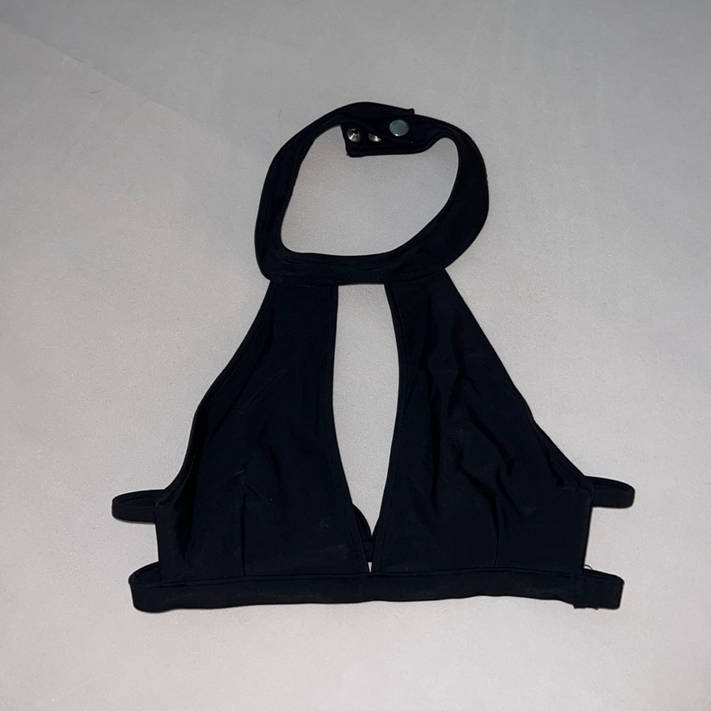 Halter bikini top
